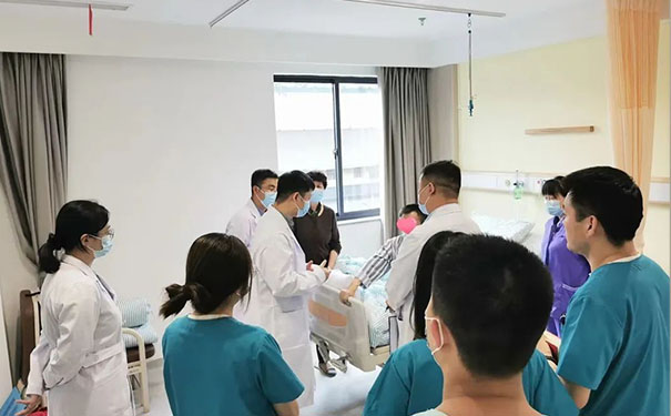 杭州江干區(qū)秋濤路腦梗后遺癥_骨折術(shù)后_腦出血康復(fù)醫(yī)院：杭州佳業(yè)醫(yī)院