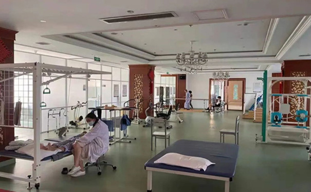 臨安家家健康醫(yī)院